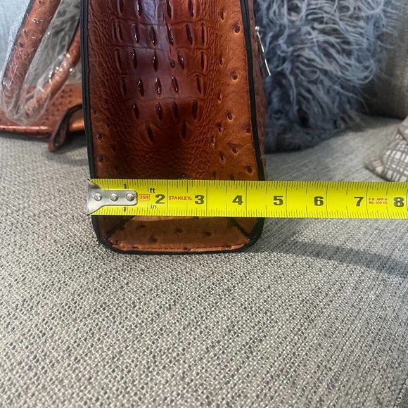 Ostrich Handbag and Clutch-Unbranded - Picture 11 of 14